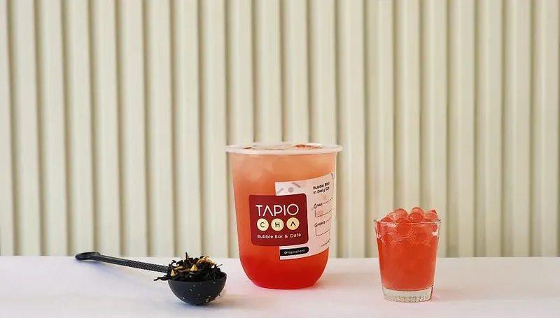 Strawberry fruit tea in a Tapiocha cup