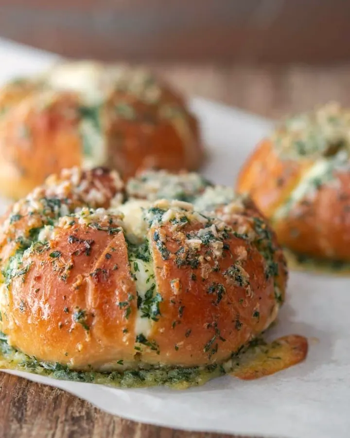 Cheese Garlic Korean Bun at Tapiocha